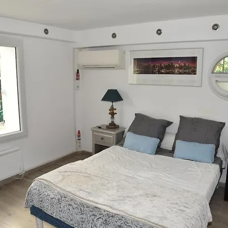 Rez De Chaussee De 9eme Marseille