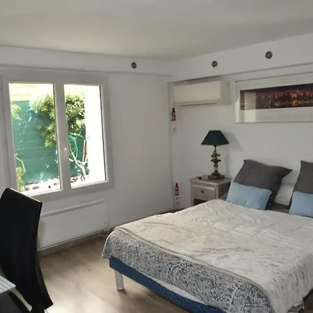 Rez De Chaussee De 9eme Apartment *